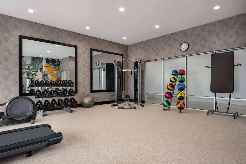 Hawthorn Suites By Wyndham Del Rio Facilities photo